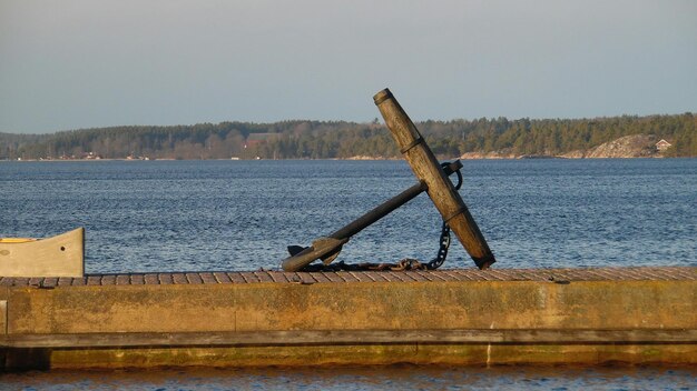 Foto anker op de pier.