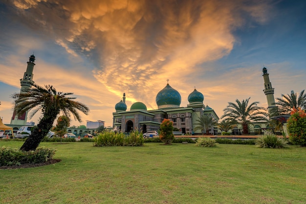 Annur Great Mosque Pekanbaru、Masjid Agung Pekanbaru、リアウ、インドネシア