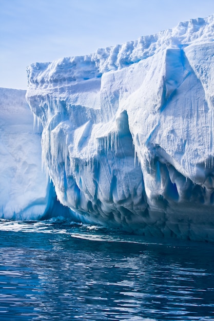 南極の氷山