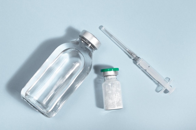 Antibiotic kit powder injection solution syringe