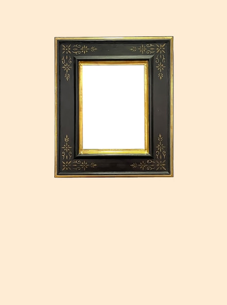 Antieke kunstbeurs galerij frame op beige muur bij veilinghuis of museum tentoonstelling lege sjabloon met lege witte copyspace voor mockup design artwork