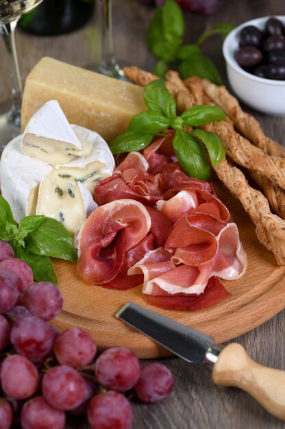 Antipasto Wine Snack Set