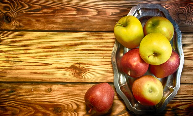 Aplles on the wooden table