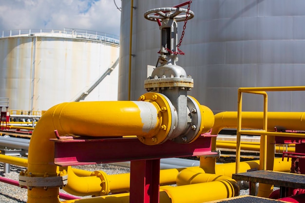 Apparatuur voor raffinaderijen voor pijp gele lijn olie- en gaskleppen bij gasfabriek druk veiligheidsklep selectief