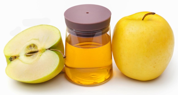 Appelciderazijn met vers fruit