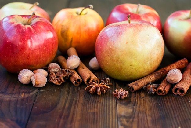 Appels herfstvariëteiten en chinamon