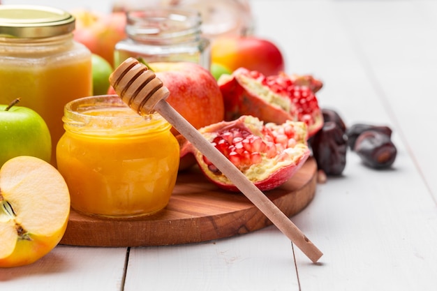 사진 사과와 꿀, 유태인 새해의 전통 음식 - rosh hashana.