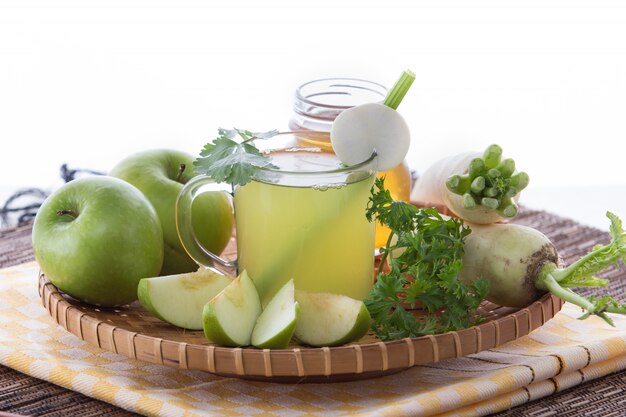 Apple, Celery, and Radish smoothie