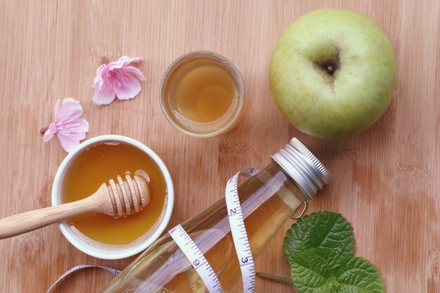 apple cider vinegar with honey