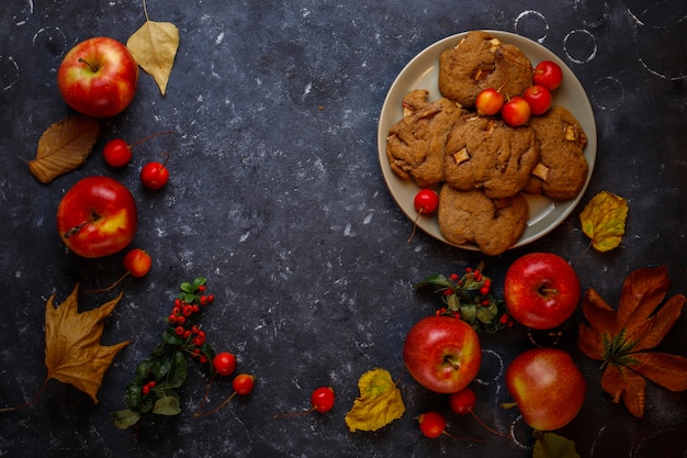 Apple cookies with cinnamon