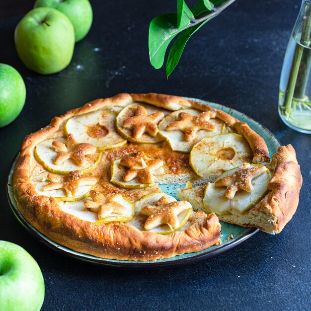 Apple pie sweet dessert tart pastries biscuit fruit