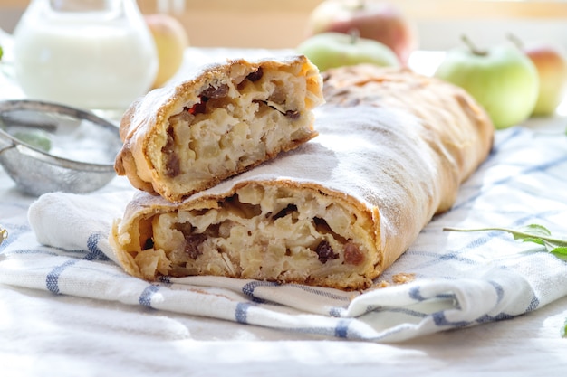 Apple strudel