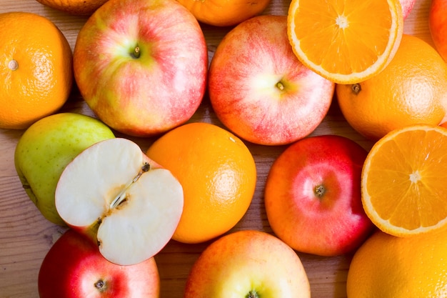 Apples and orange at the market stand