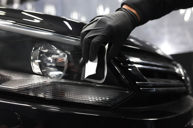 Applying of protective nanoceramics on car headlights