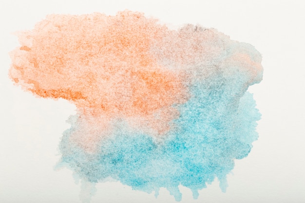Aquarel achtergrond gekleurde penseelstreken van aquarel verf op wit papier hoge kwaliteit foto