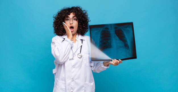 Arab pretty woman with a bone scan. physician