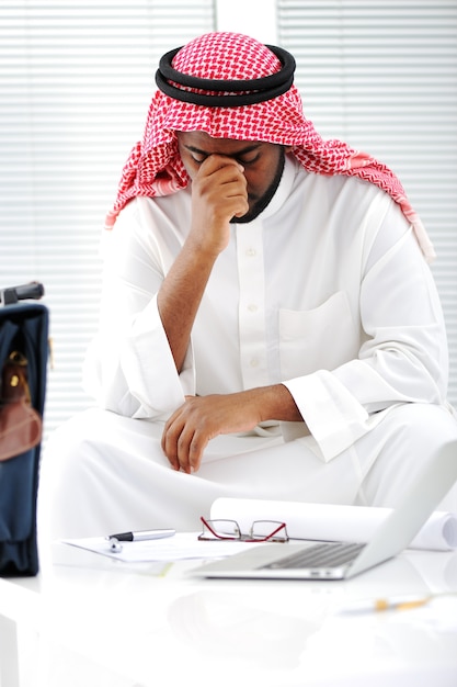 Арабский бизнесмен подчеркнул в кризисных проблемах