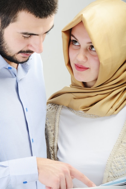 Photo arabic couple together