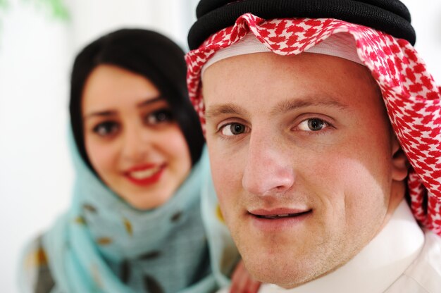 Photo arabic couple, wife and husband