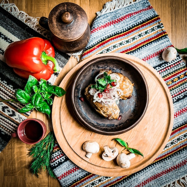 사진 아랍 요리 중동 전통 점심은 또한 라마단 이프타르 라마단 동안 일몰 후 무슬림이 먹는 식사입니다.