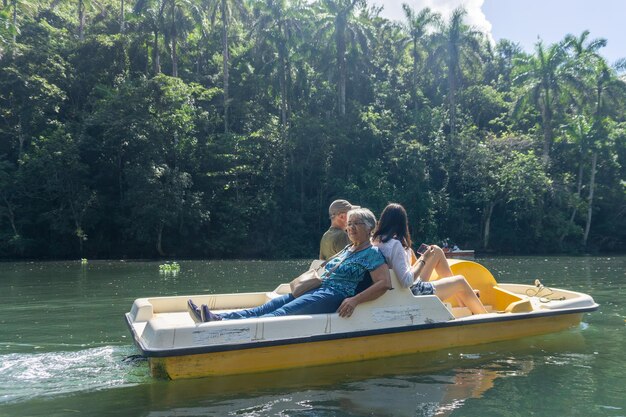 Arboleda Matanzas、yumuri 川のボートに乗って、あちこちからの画像
