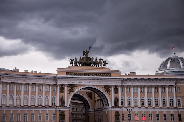 Триумфальная арка Главного штаба на Дворцовой площади