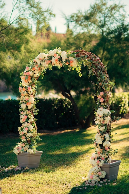 Arco per la cerimonia di matrimonio