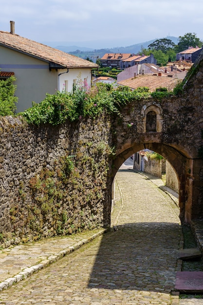 Arched access door to the star streets of the old town