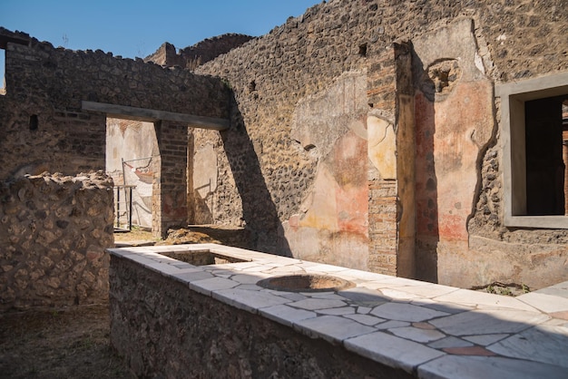 Archeologisch park van Pompeii Een oude stad die op tragische wijze omkwam onder lava Oude vervallen huizen villa's Interne Italiaanse binnenplaatsen