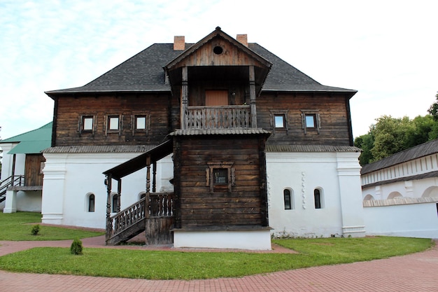 古いスラブ建築の建築
