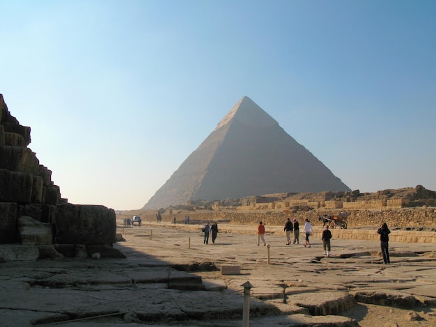 Architectuur van oude Egyptische tempels en piramides symbolen en tekens religie