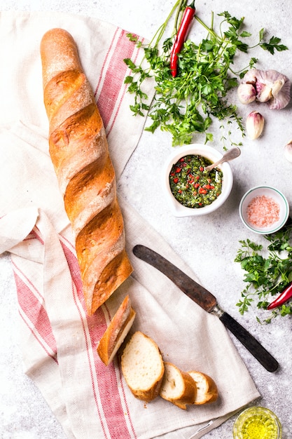 Argentijnse groene Chimichurri. Zomersnacksaus.