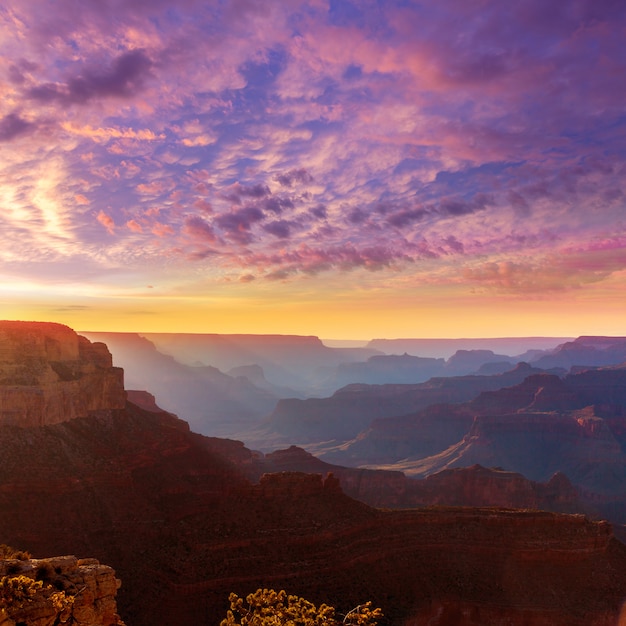 Punto di yavapai del parco nazionale di grand canyon del tramonto dell'arizona