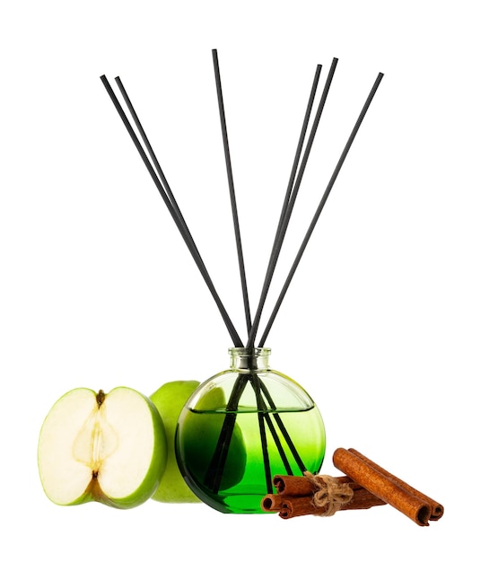 Aromatische diffusor met appelgeur geïsoleerd op wit