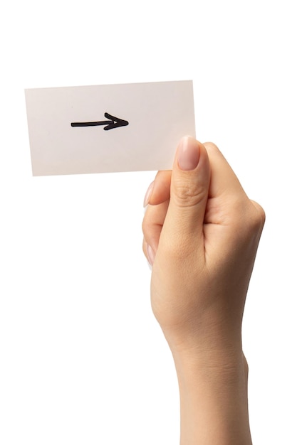 Foto segno di freccia su una carta in mano di una donna isolata su uno sfondo bianco
