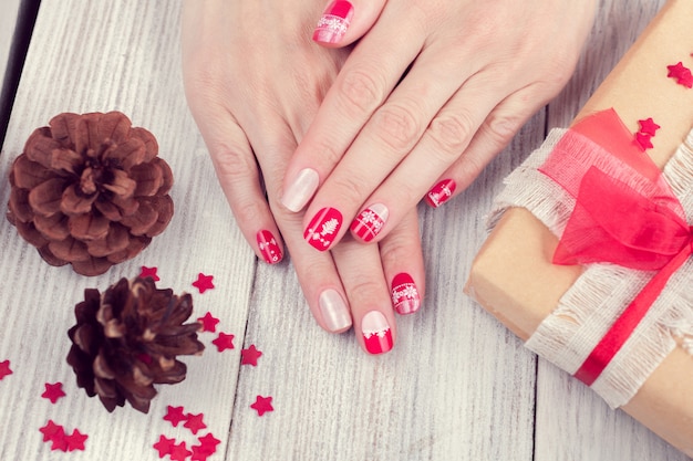 Art manicure, red and white color