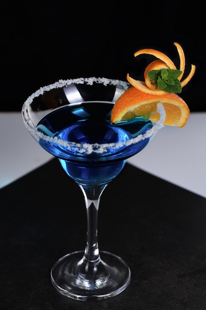 Arte in arancione-cocktail laguna blu