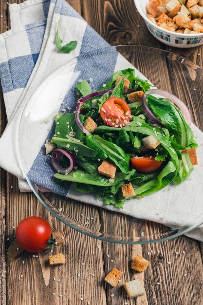 Arugula salad with tomatoes 