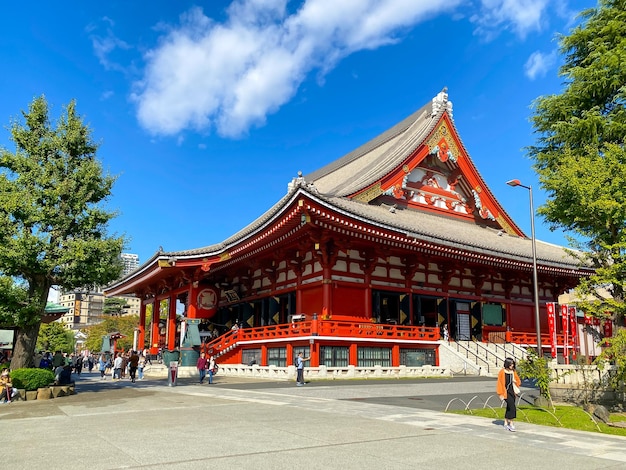 Asakusa Japan 20 oktober 2023 Veel mensen bezoeken de SenSo Ji tempel