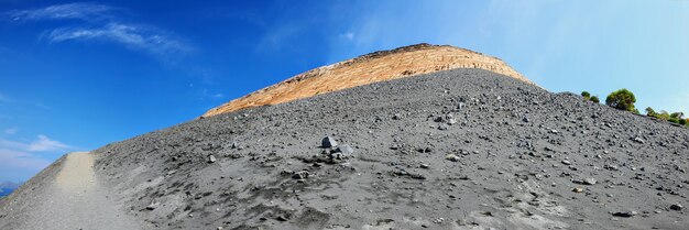 Foto ascensione al cratere della fossa di vulcano