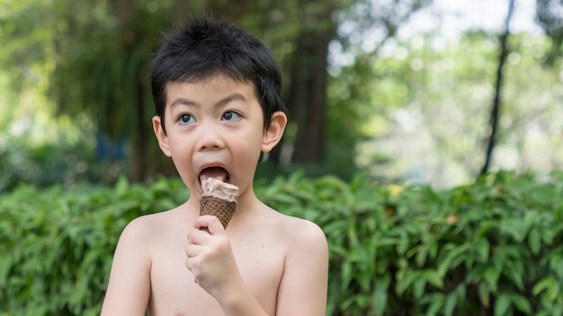 asian boy eat ice cream