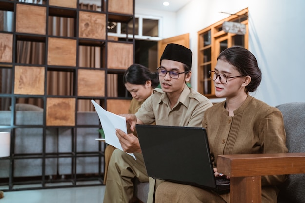 asian civil worker in uniform meeting with partner