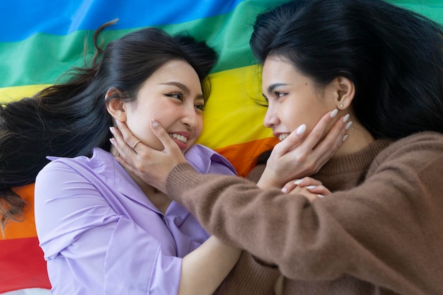 Photo asian female couple at bedroom