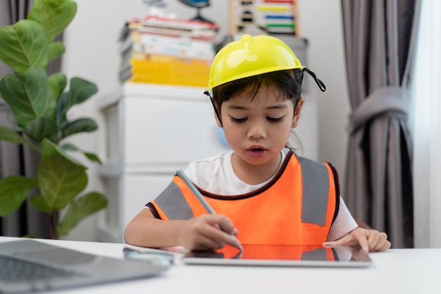 Photo asian little girl future engineers