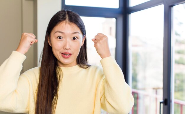 写真 アジアのきれいな女性