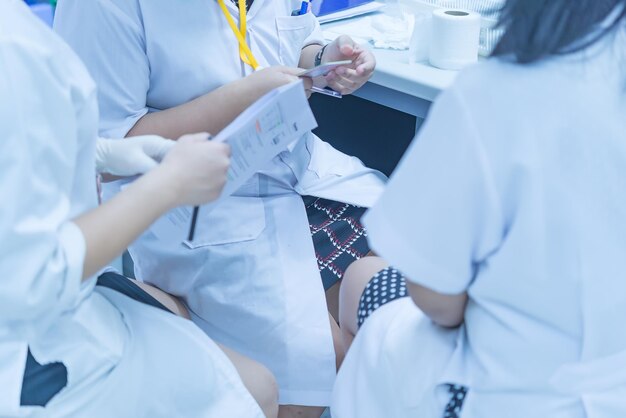 Asian scientist working in the labDoing experiment for productThe researchers analyzed to find the results of the experiment