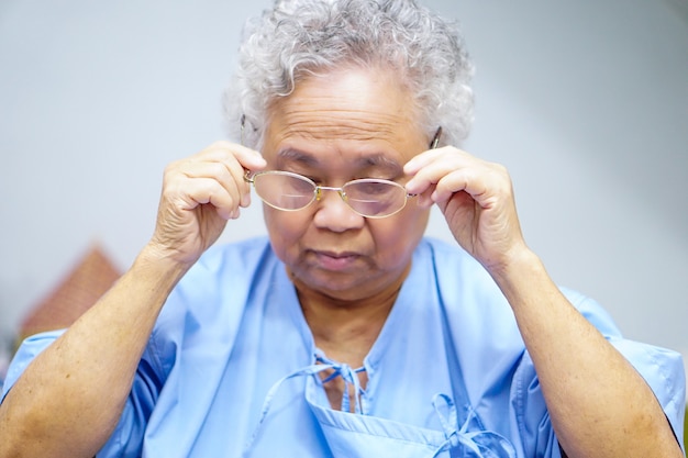 Asian senior or elderly old lady woman patient