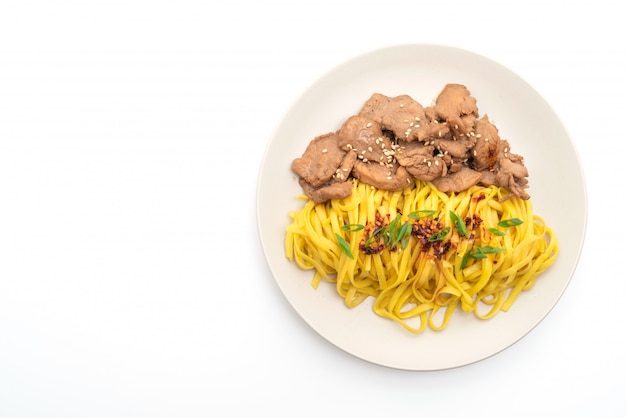 asian stir-fried noodle with pork