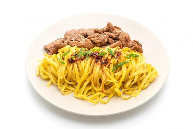 asian stir-fried noodle with pork