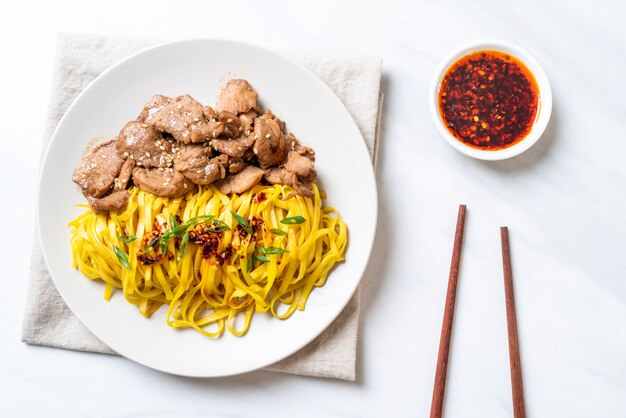 asian stir-fried noodle with pork